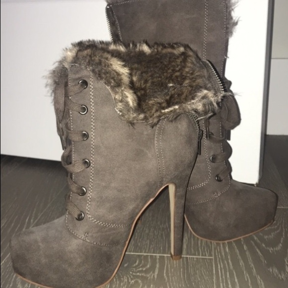 Heeled fur booties